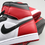 Nike WMNS Air Jordan 1 High OG Satin Black Toe